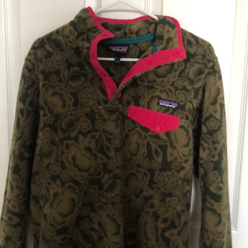 Patagonia pullover jacket